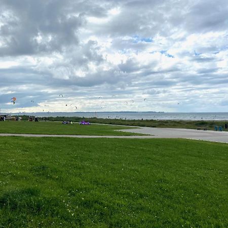 Stylische Ferienwohnung TOP LAGE am Hafen, Strand und Meer Wendtorf Exterior foto