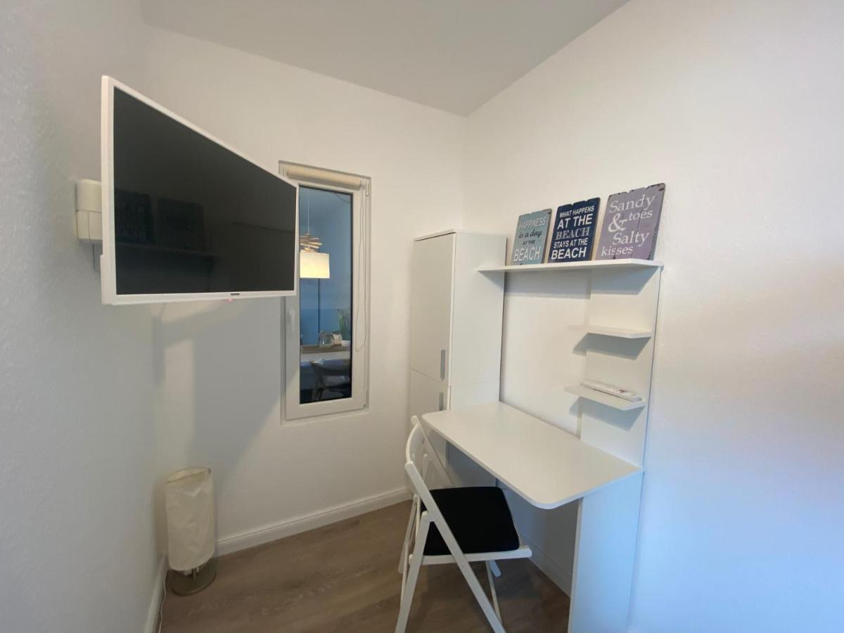 Stylische Ferienwohnung TOP LAGE am Hafen, Strand und Meer Wendtorf Exterior foto