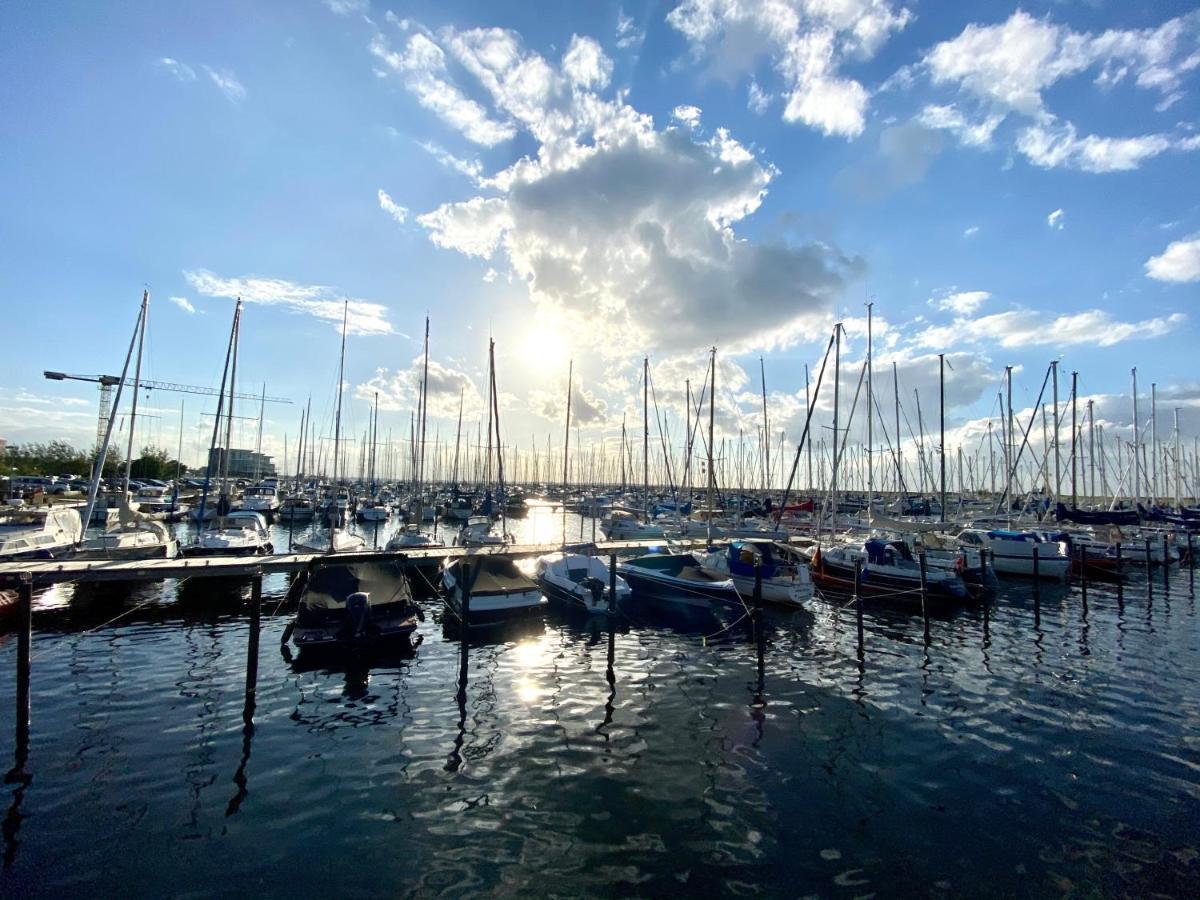 Stylische Ferienwohnung TOP LAGE am Hafen, Strand und Meer Wendtorf Exterior foto